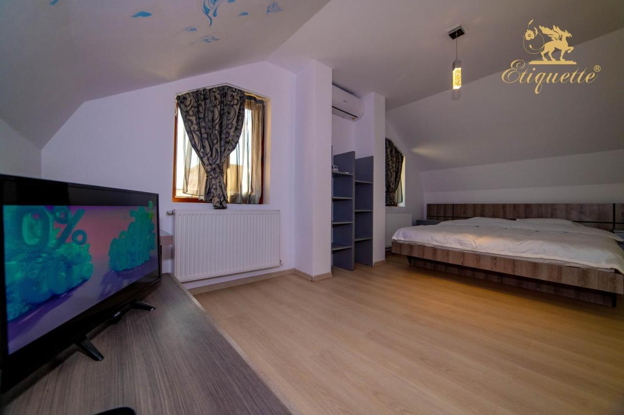 Villa Etiquette Deva Eksteriør billede
